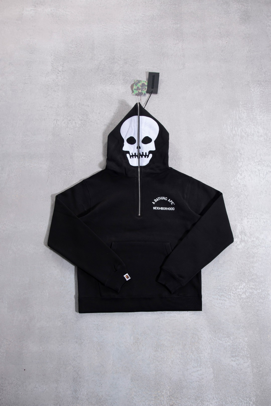 BAPE X NBHD TWO FACE HALF ZIP PULLOVER HOODIE（1K73-114-907）