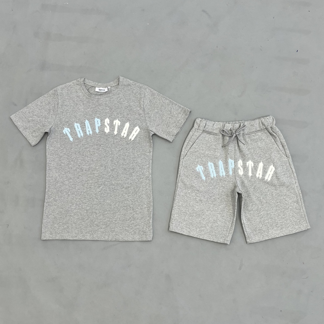 Trapstar Irongate Chenille Arch Short Set (TL2026225）