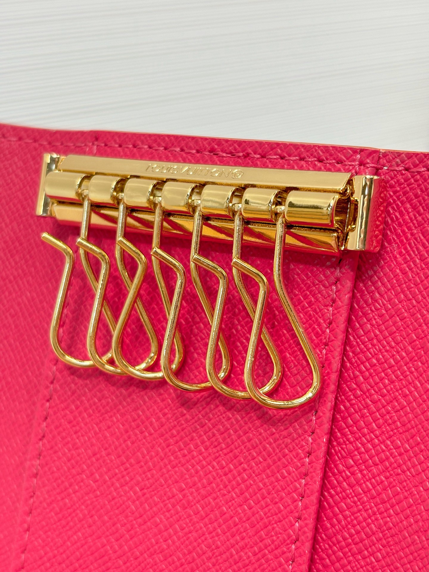 Louis Vuitton x Takashi Murakami 6 Key Holder Monogram "Multicolor"（M14092）