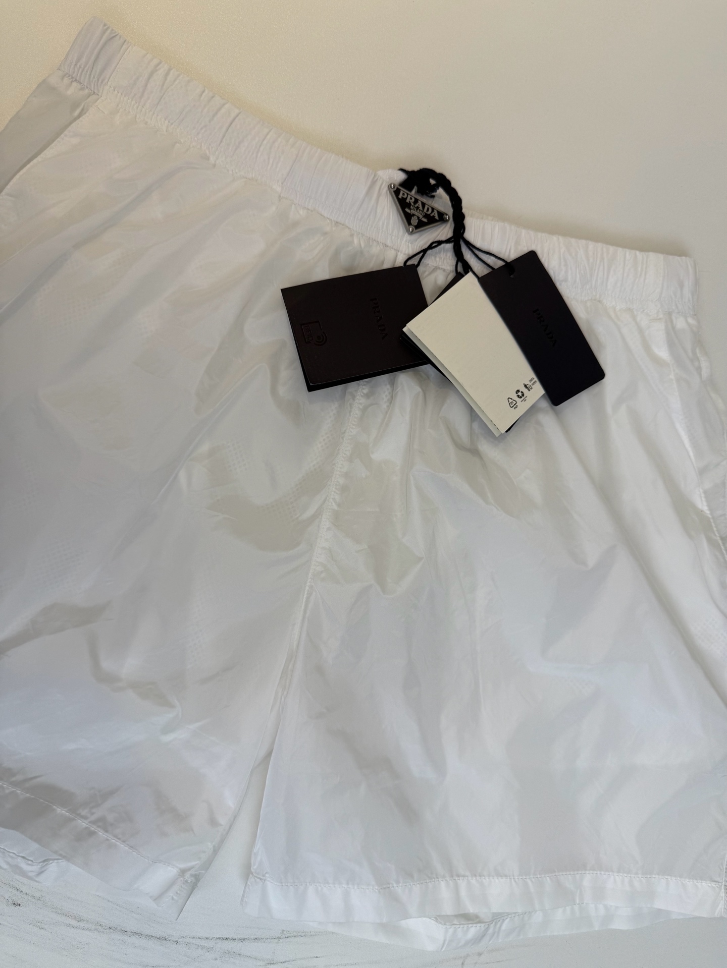 Prada Re-Nylon Swim Shorts 'Black'（UB372-1WQ9-F0002-S-OOO）