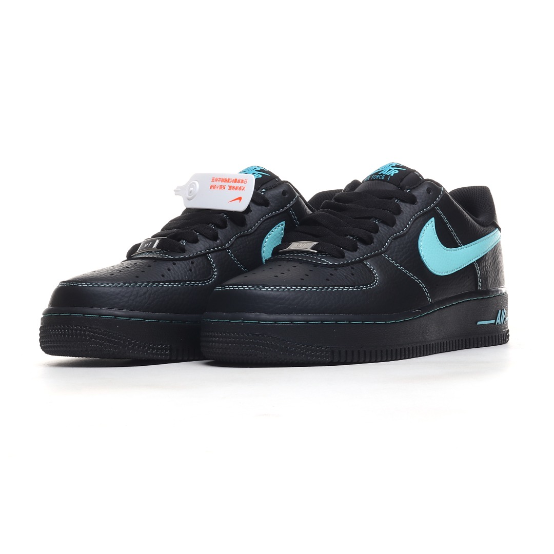 Nike Air Force 1 Low "Black Tiffany"（HQ2037-002）