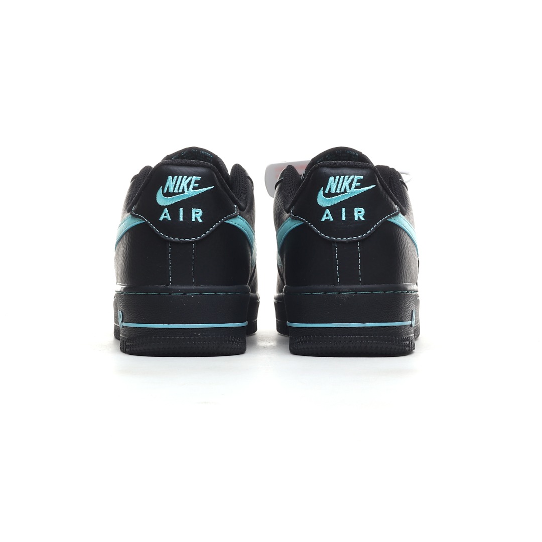 Nike Air Force 1 Low "Black Tiffany"（HQ2037-002）