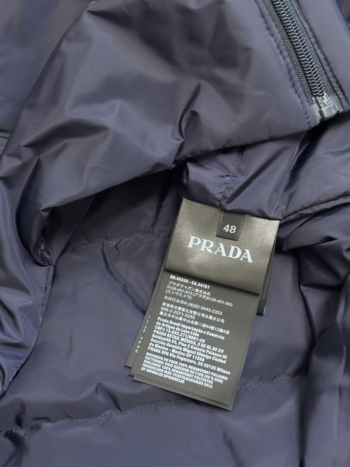 PRADA Men's Re-Nylon Hooded Down Jacket (SGN9551WQ9-F0002）