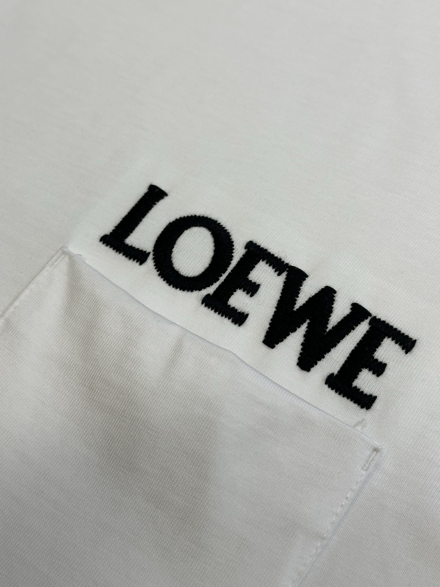 LOEWE LOGO T-shirt  (H526Y22XDE-2100）