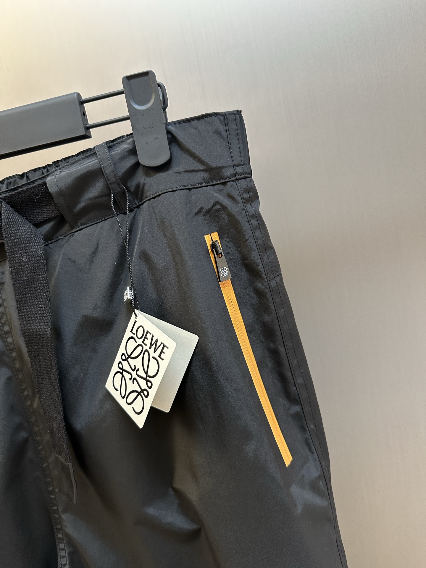 Loewe technical fabric work pants, black  (H929Y04X04-1100）