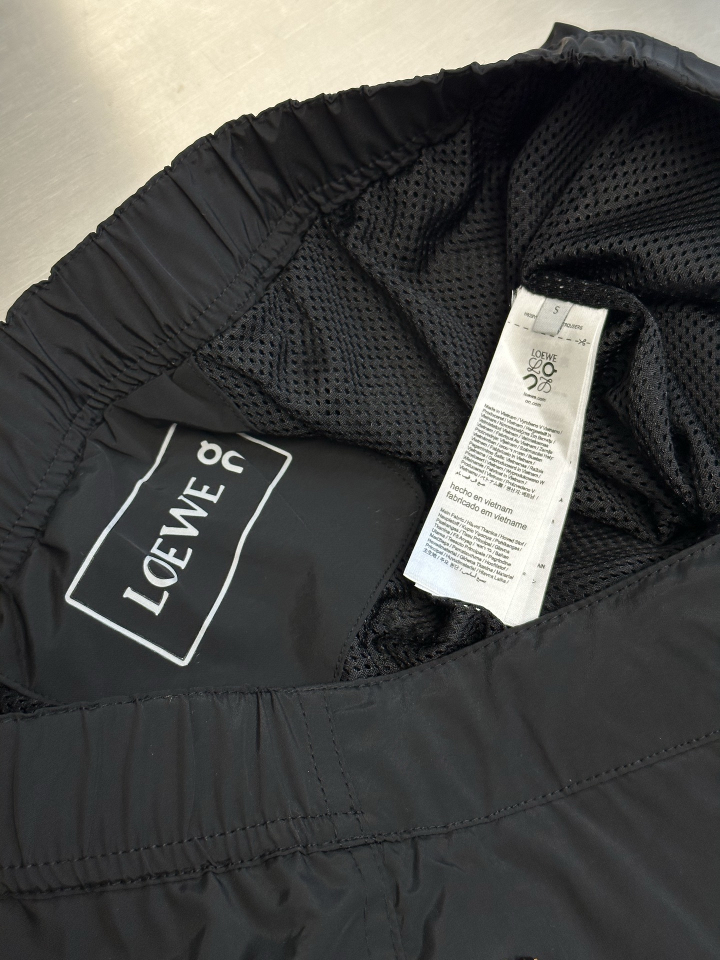 Loewe technical fabric work pants, black  (H929Y04X04-1100）