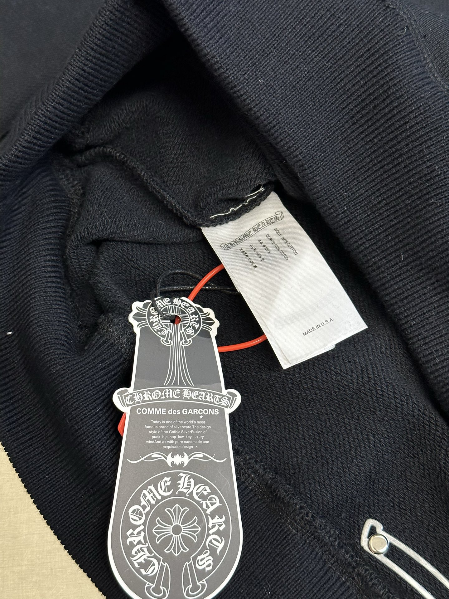 Chrome Hearts 3 Cross Hoodie (1SS2504CH7LMS）