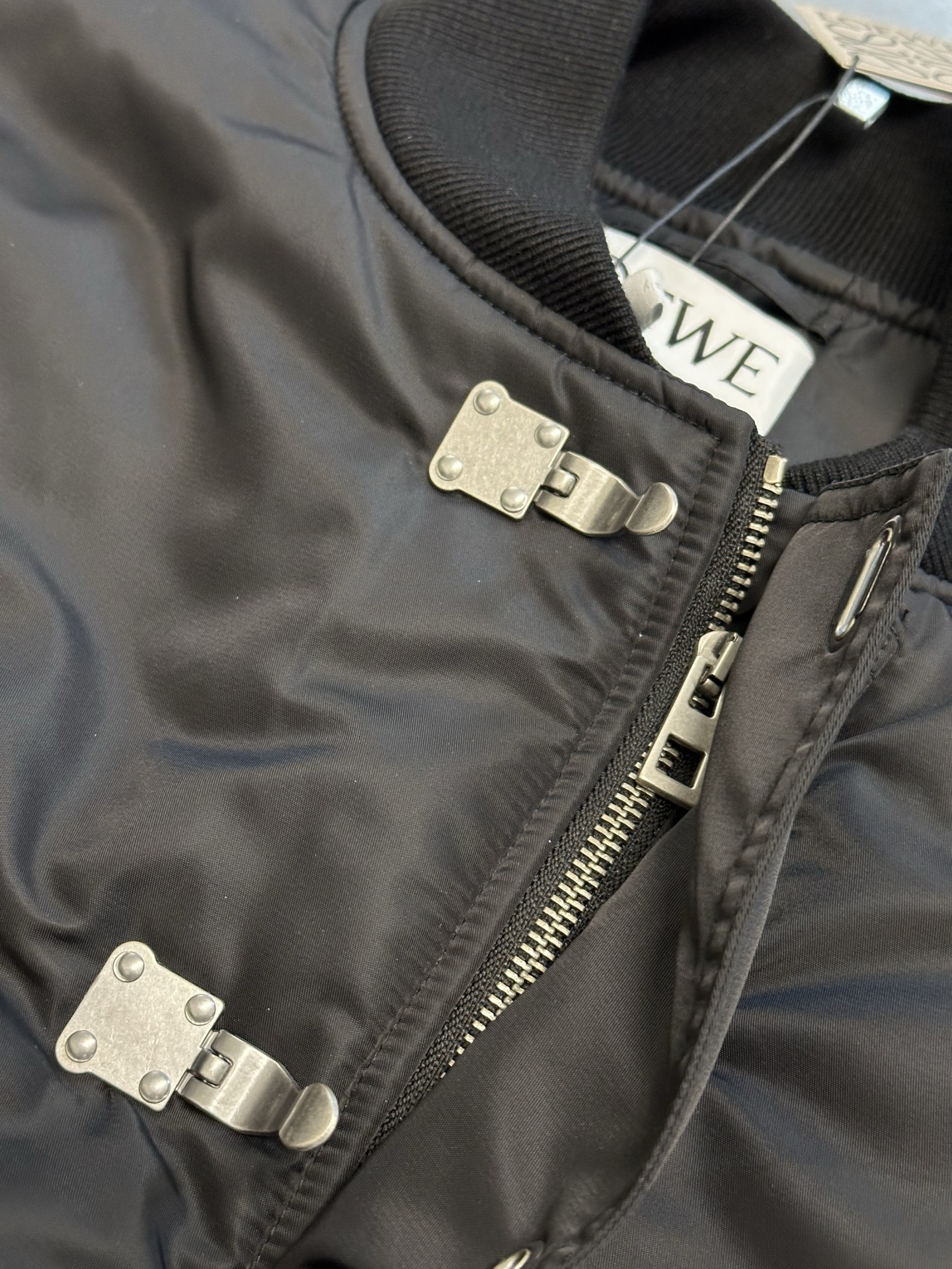 LOEWE Padded Bomber Jacket  (H526Y02WBW1100）