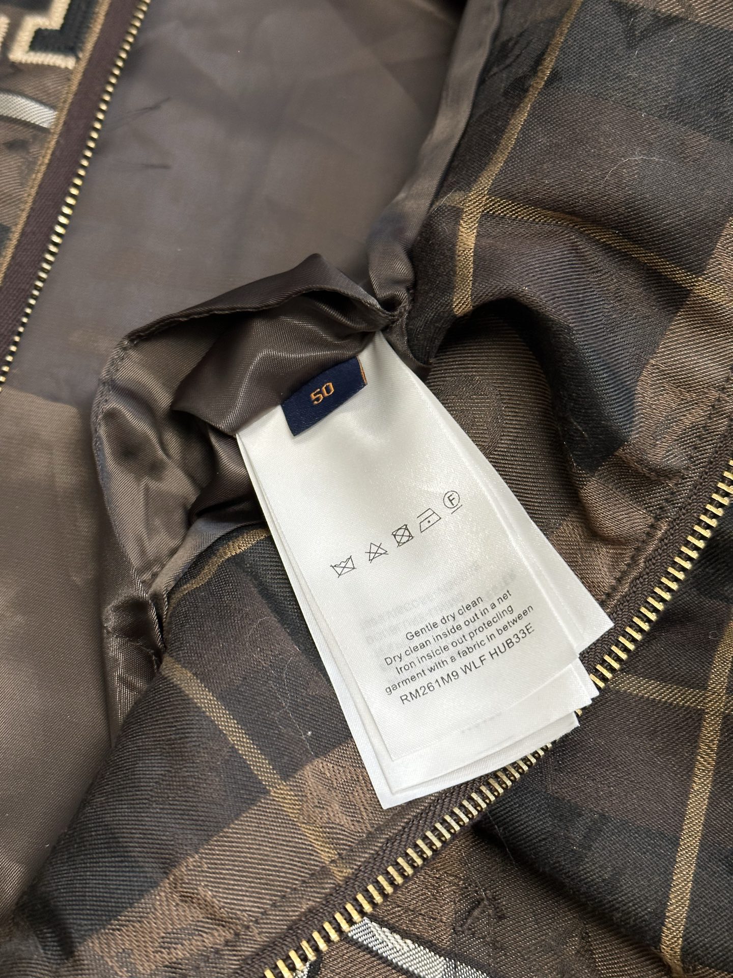 Louis Vuitton tailored hooded jacket（1AIJQ8）