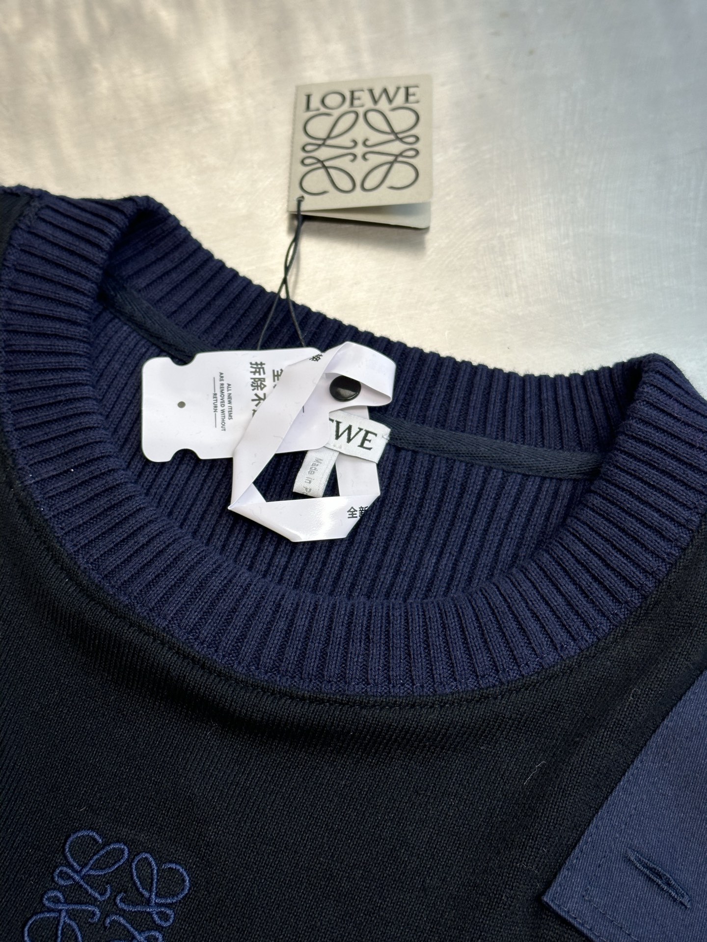 LOEWE cotton blend long-sleeved top (H526Y23X95-6817）