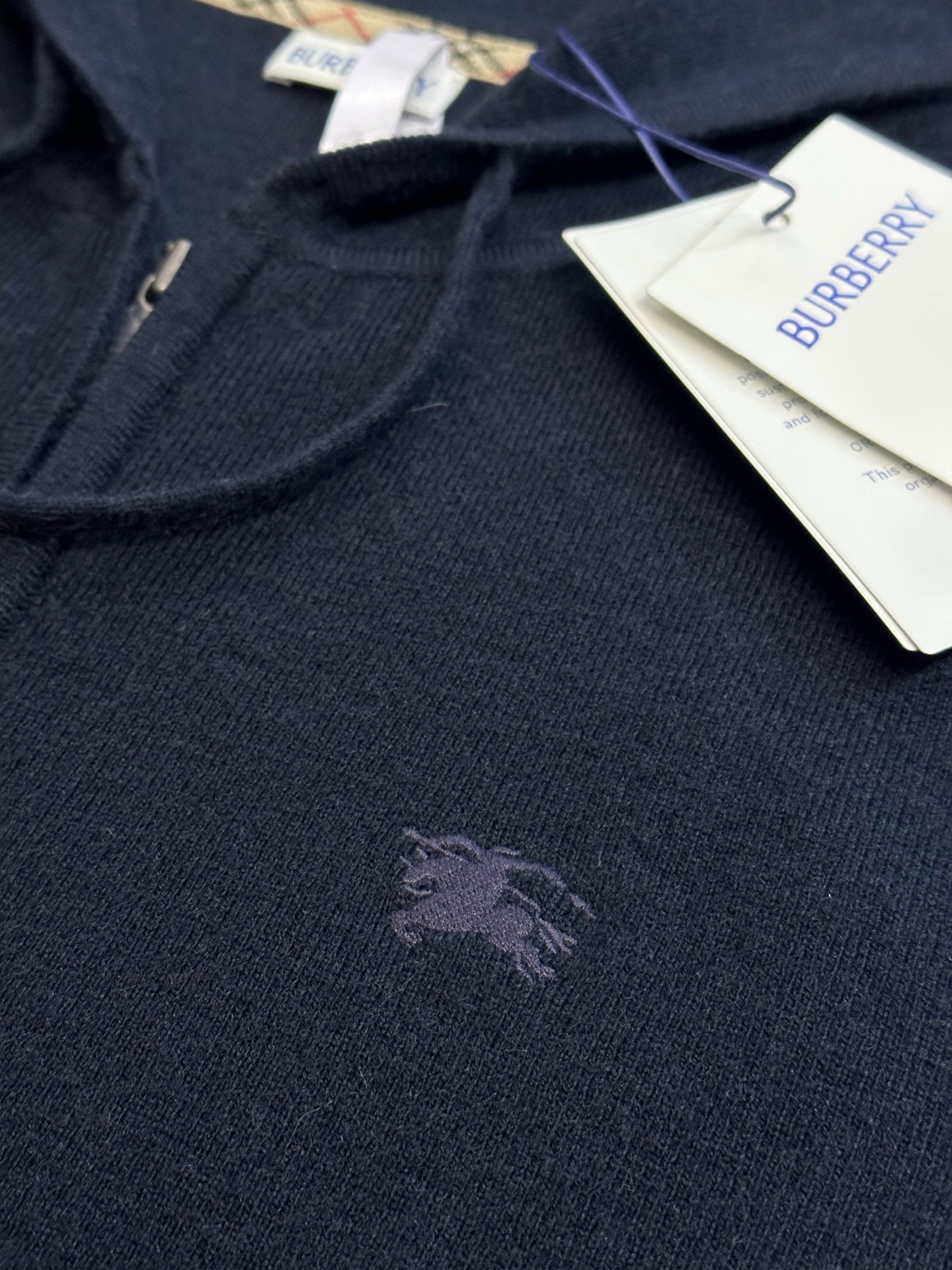 Burberry Cashmere Blend Zip Hoodie （81121341)