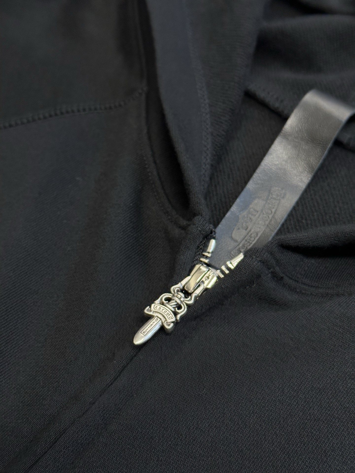 Chrome Hearts Zip-Up Hooded Sweatshirt(CH202618）