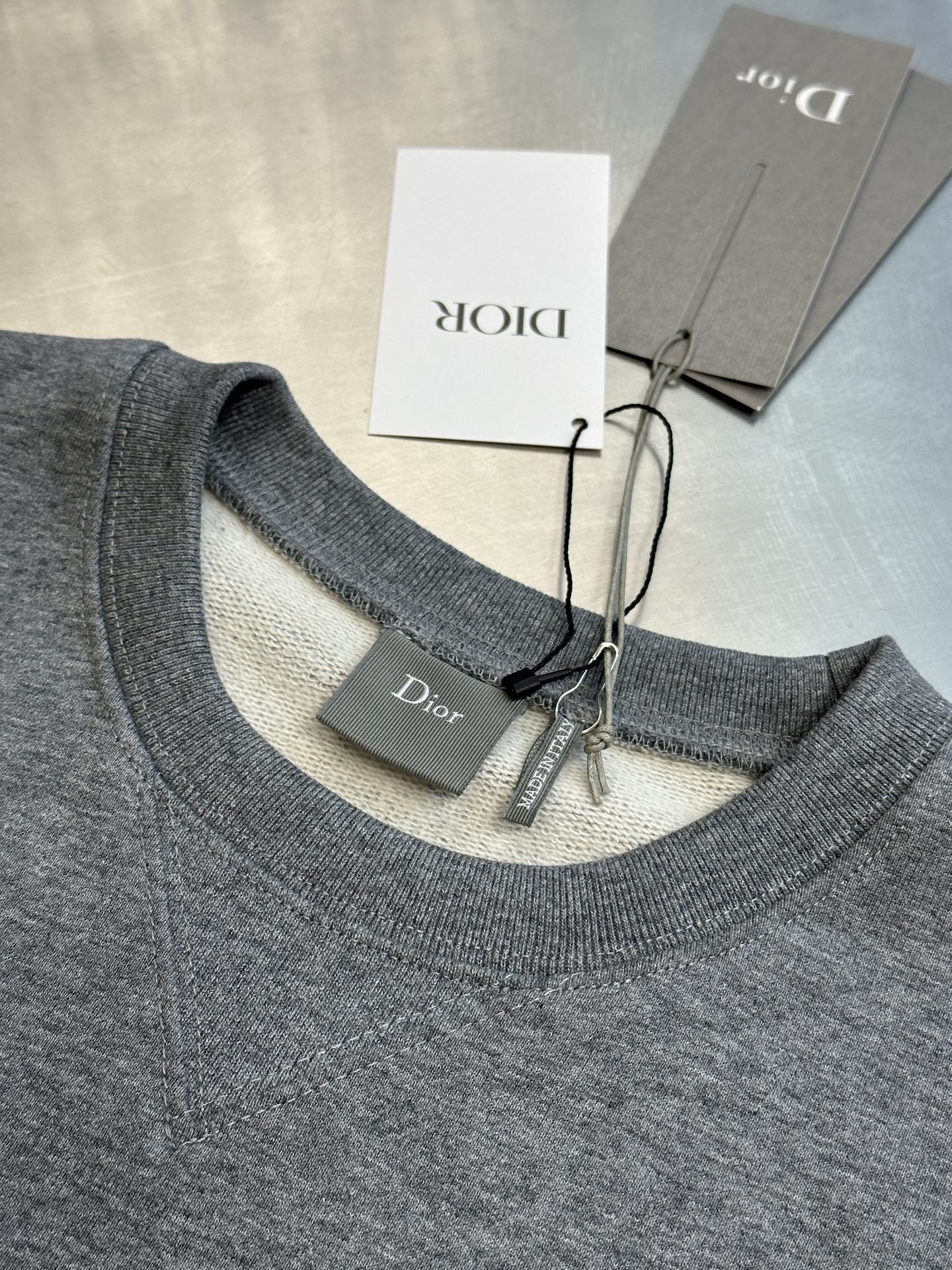 Dior Sweatshirt with Horse Embroidery and Print, Relaxed Fit（683J625A0531-C889）