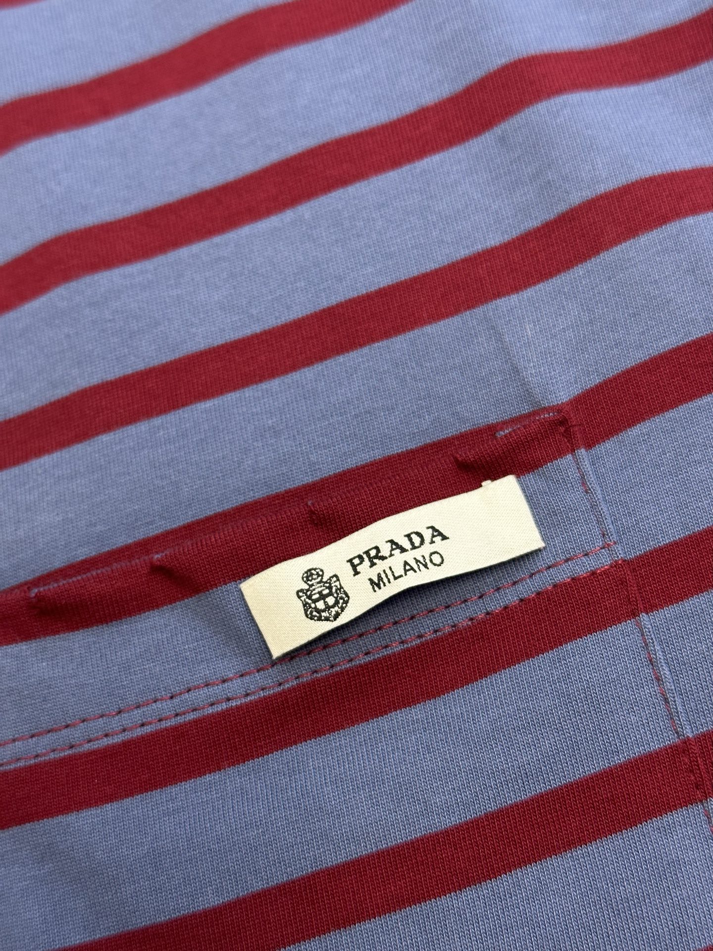 Prada Striped-pattern Pocket T-shirt (3575B-18V8-F04Y5-S-OOO）