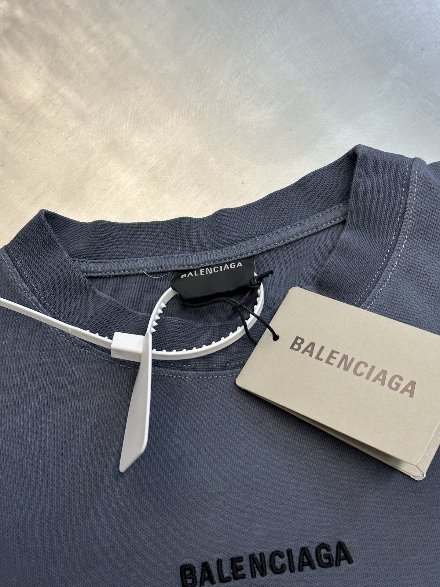 Balenciaga Back T-Shirt（764235TTVF93364）