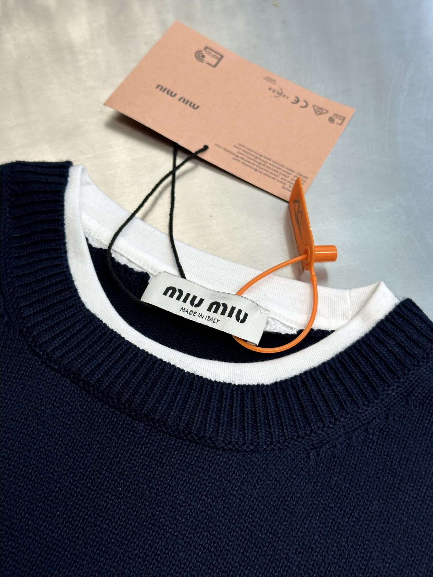 MIUMIU Cashmere crew-neck sweater（MMLB62-174K-F0008-S-OOO）