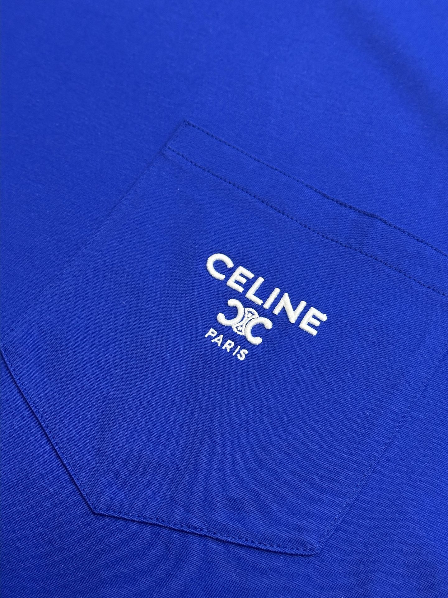 CELINE T-shirt/Cotton Knitwear - Black/Carmine (RX0I31242-GDX7）