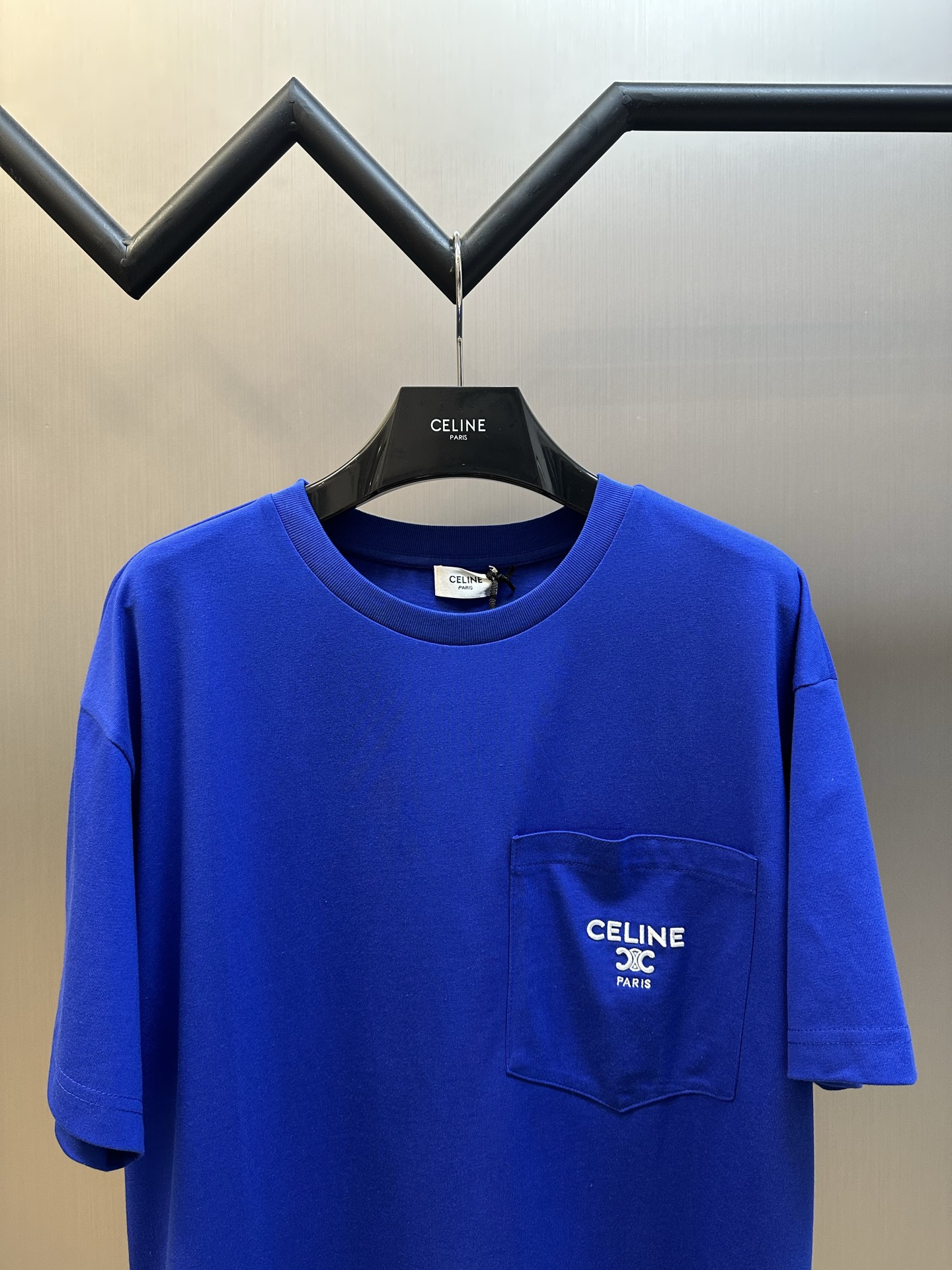 CELINE T-shirt/Cotton Knitwear - Black/Carmine (RX0I31242-GDX7）