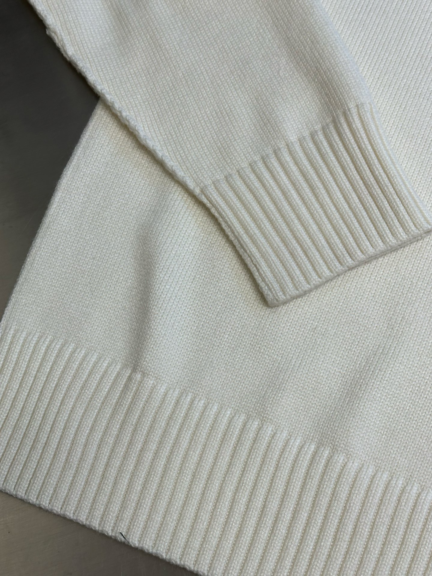 Ami De Coeur Crew Neck Sweater（UKS838018-154）