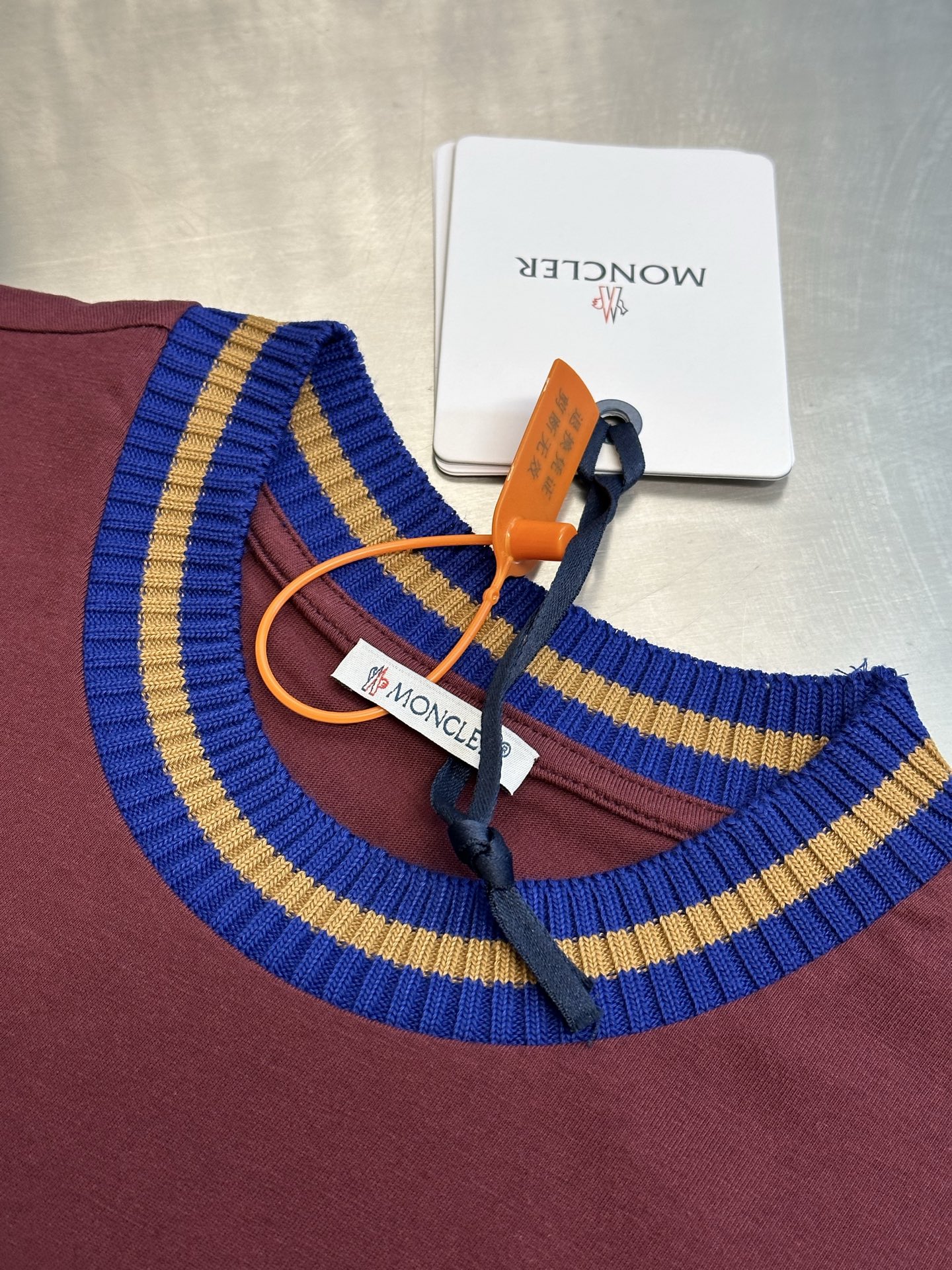 MONCLER Embroidered Logo Cotton T-shirt（K20918C0002289AJS468）