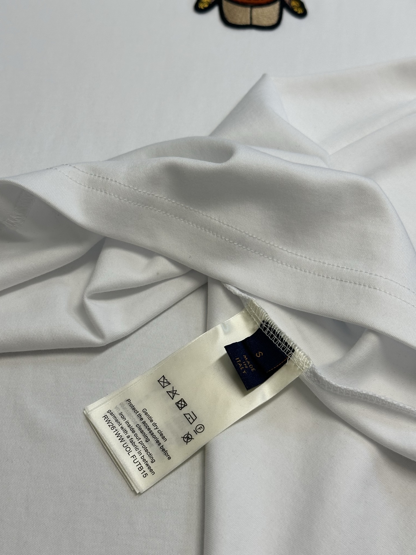 Louis Vuitton VIVIENNE Appliqué T-shirt（1AJHFY）