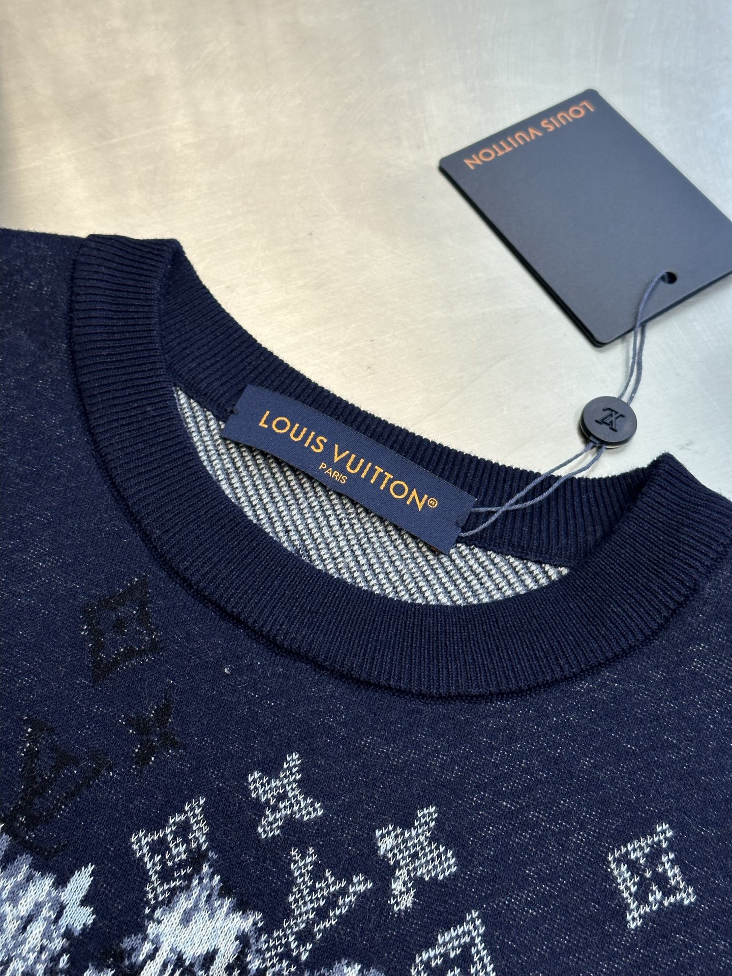 LOUIS VUITTON short-sleeved jacquard crew neck shirt（1AJBVD）