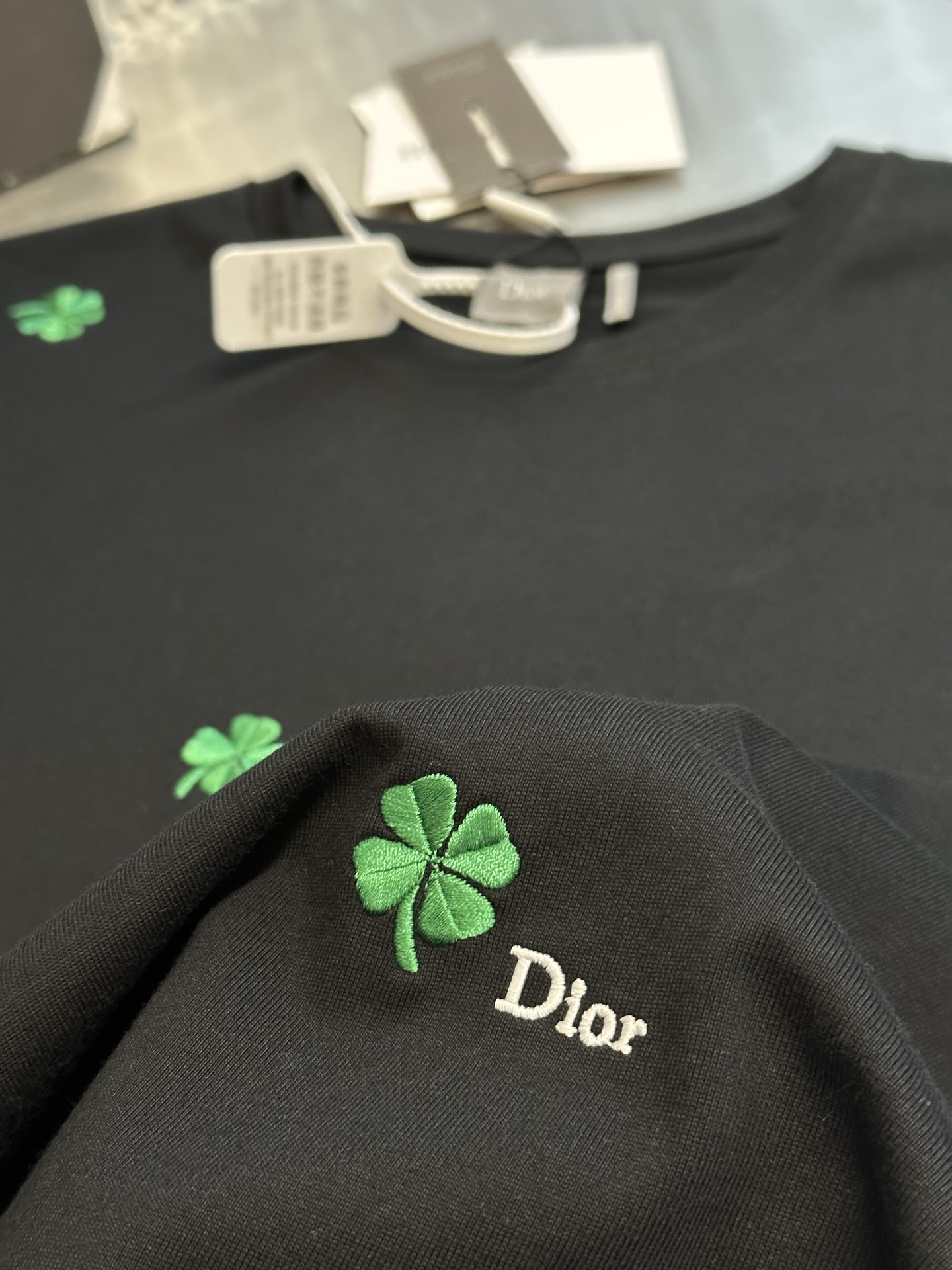 Dior clover embroidered T-shirt（683J615A3036-C986）