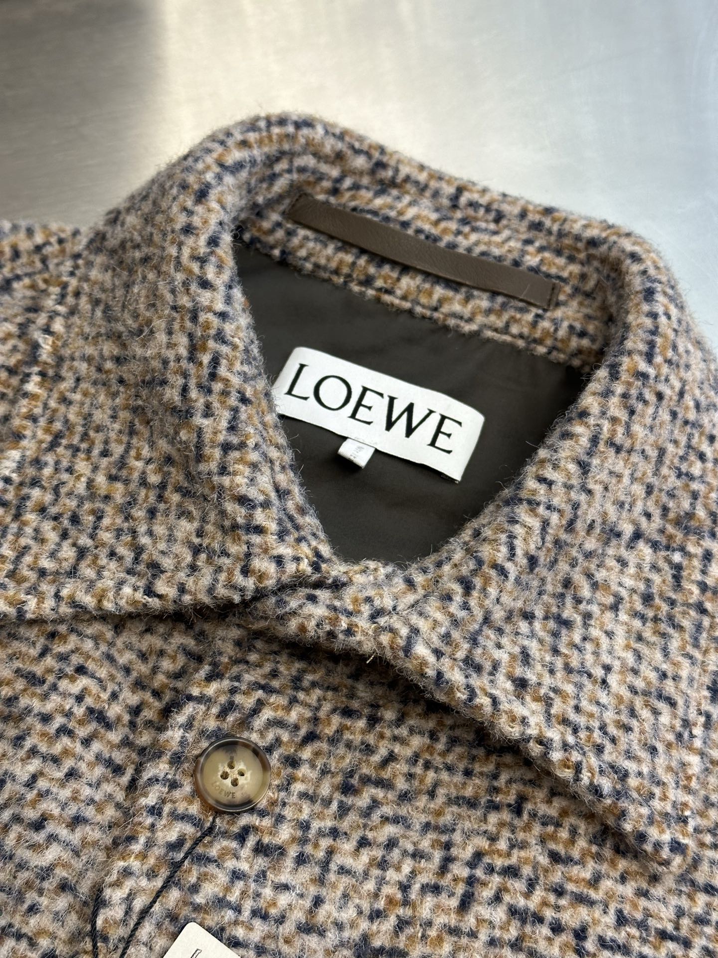 LOEWE wool and alpaca blend coat and shirt, beige(H526Y02X55-6853）