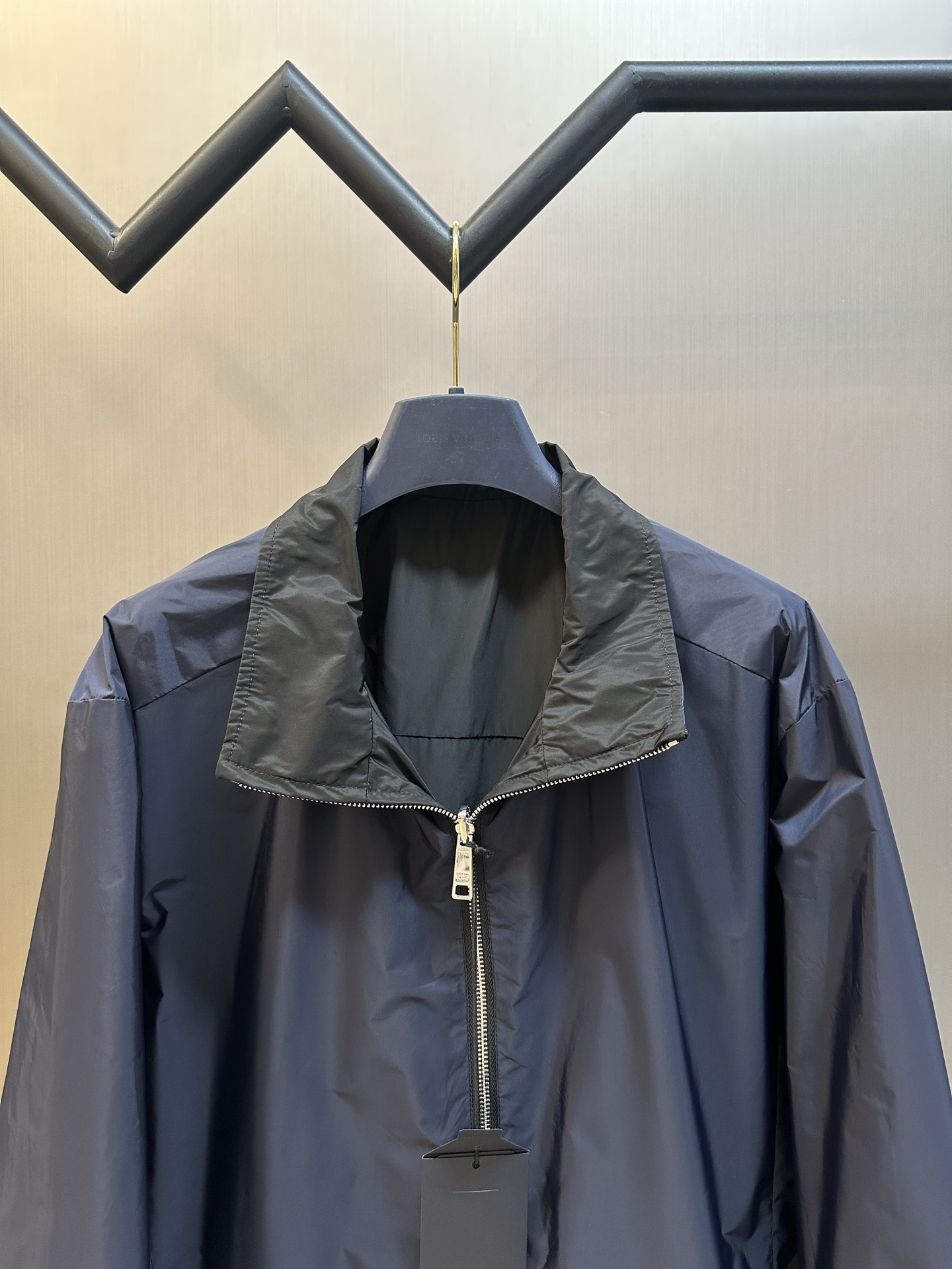 Prada Re-Nylon Reversible Stand Collar Jacket in Black (SGH057-1060-F082P-09）