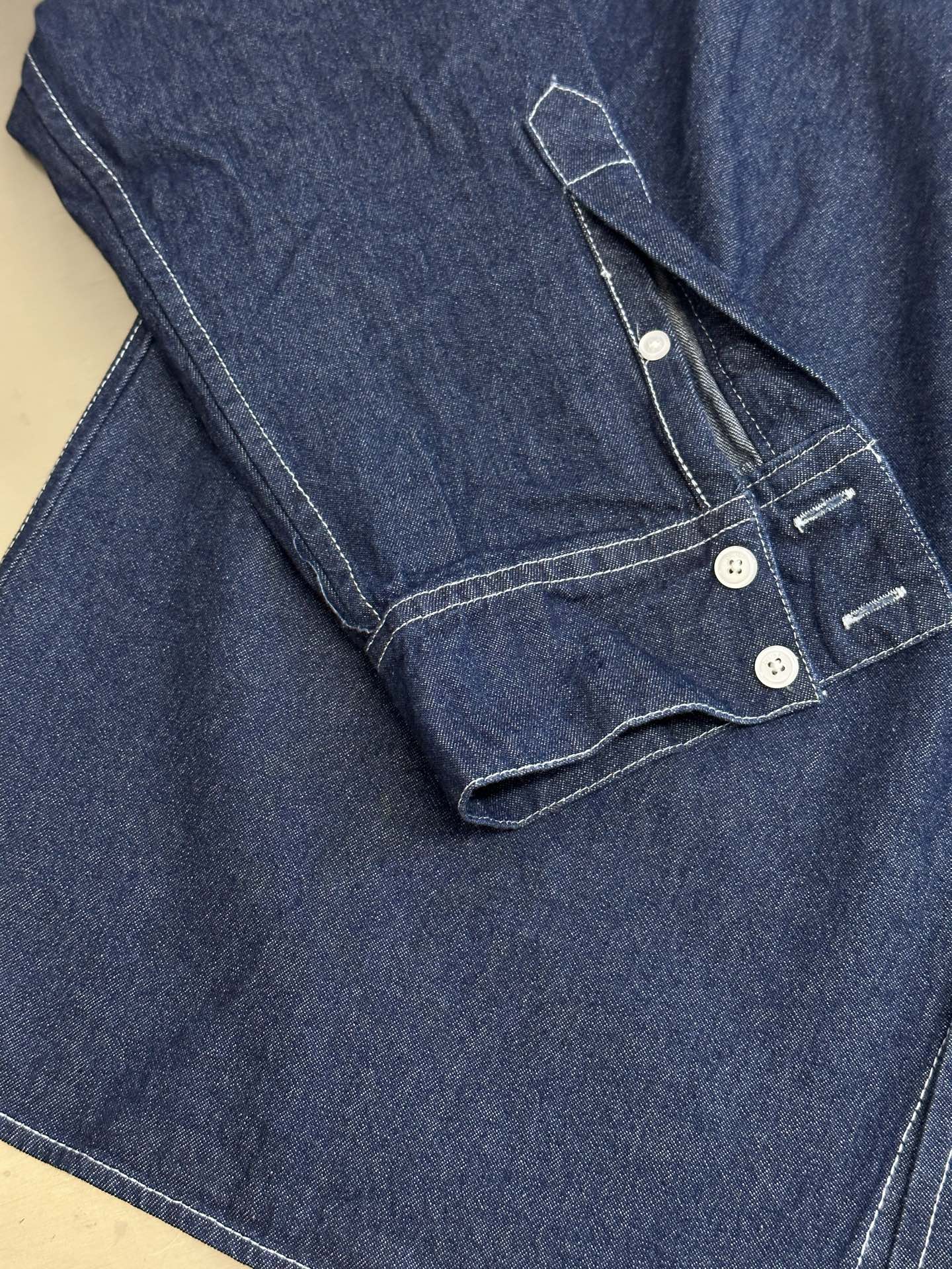 CELINE Oversized Shirt - Dark Wash（RC0BE2N67-GGG3）