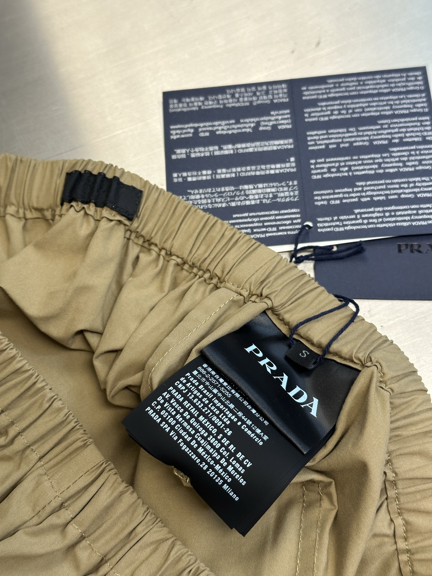 Prada Cotton poplin Bermudas (SPH538-18ZI-F0241-S-OOO）