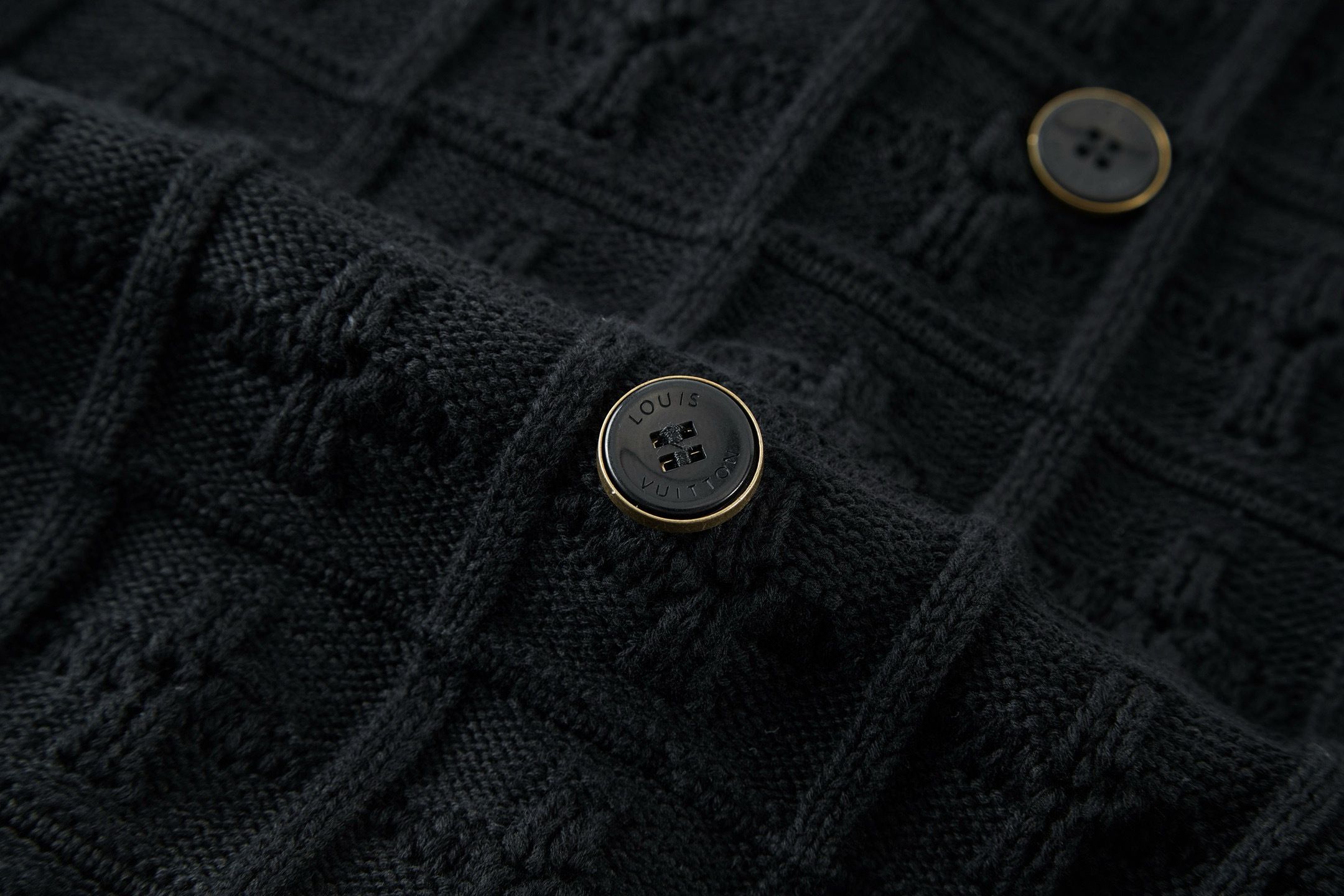 Louis Vuitton Double-breasted knit jacket（1AHVNI）