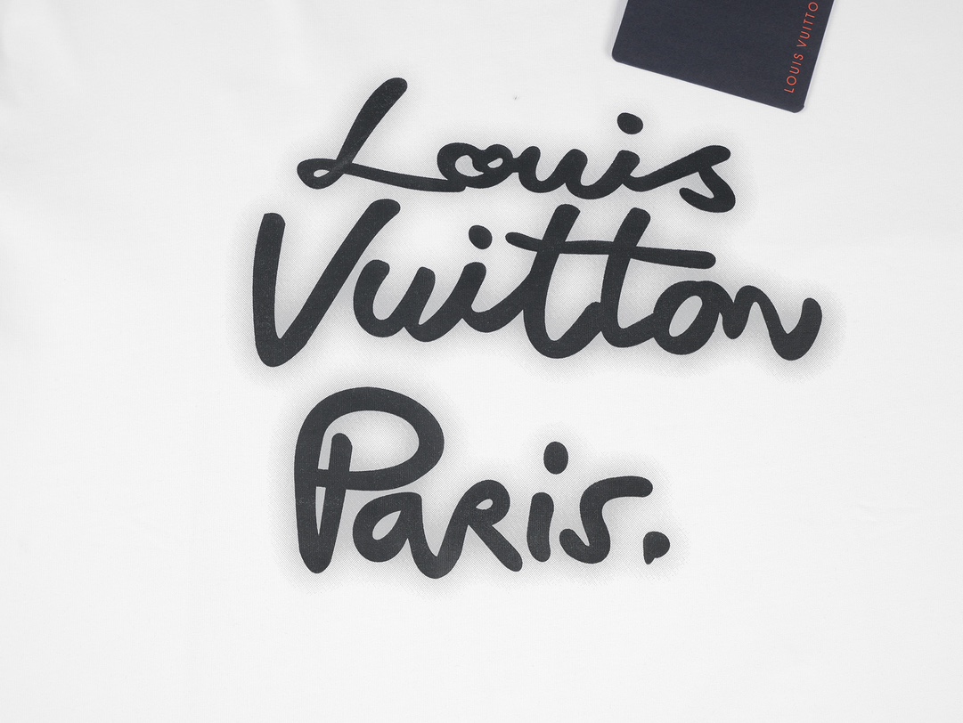 Louis Vuitton Glow Signature T-Shirt（1AHIL7）