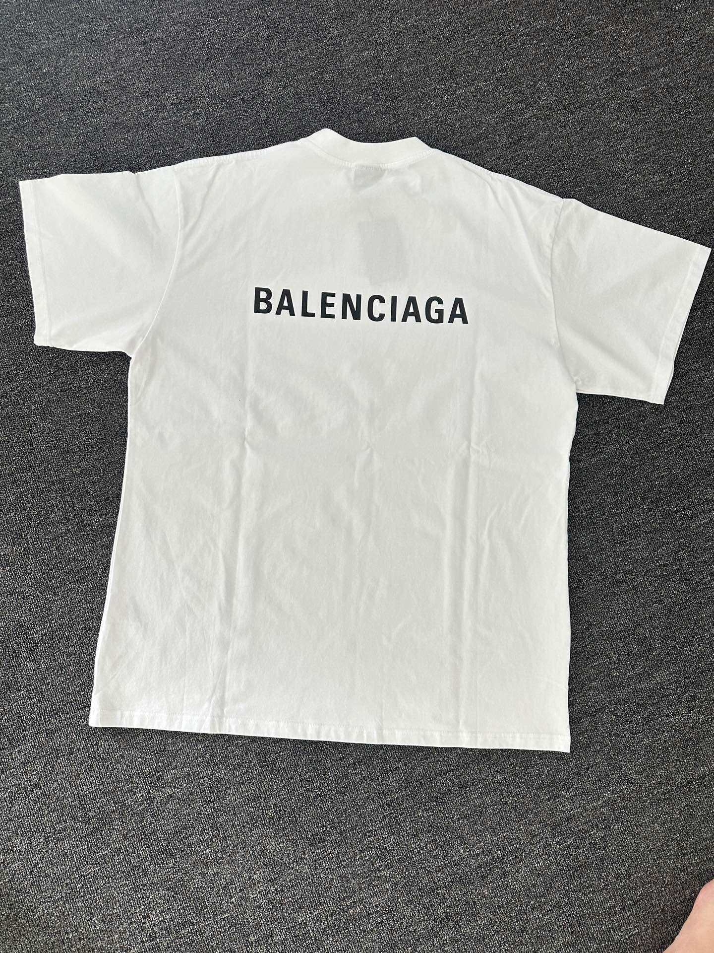 BALENCIAGA MENS Logo T-shirt Medium Fit "White"（612966TIVG59040）