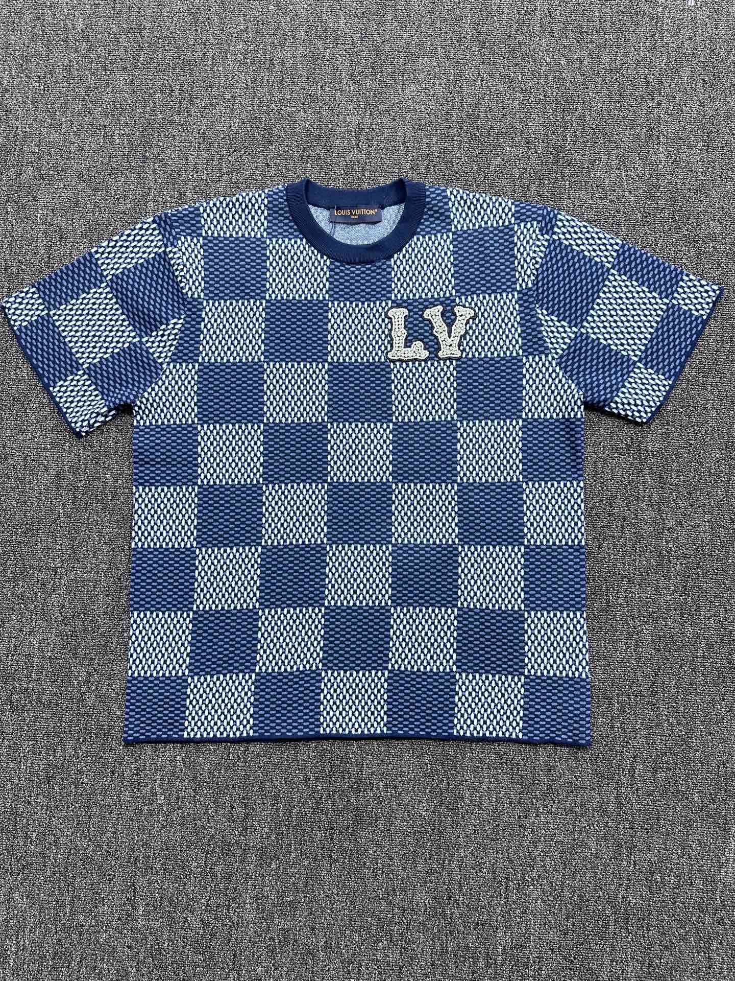 Louis Vuitton Crewneck（1AGHTK）