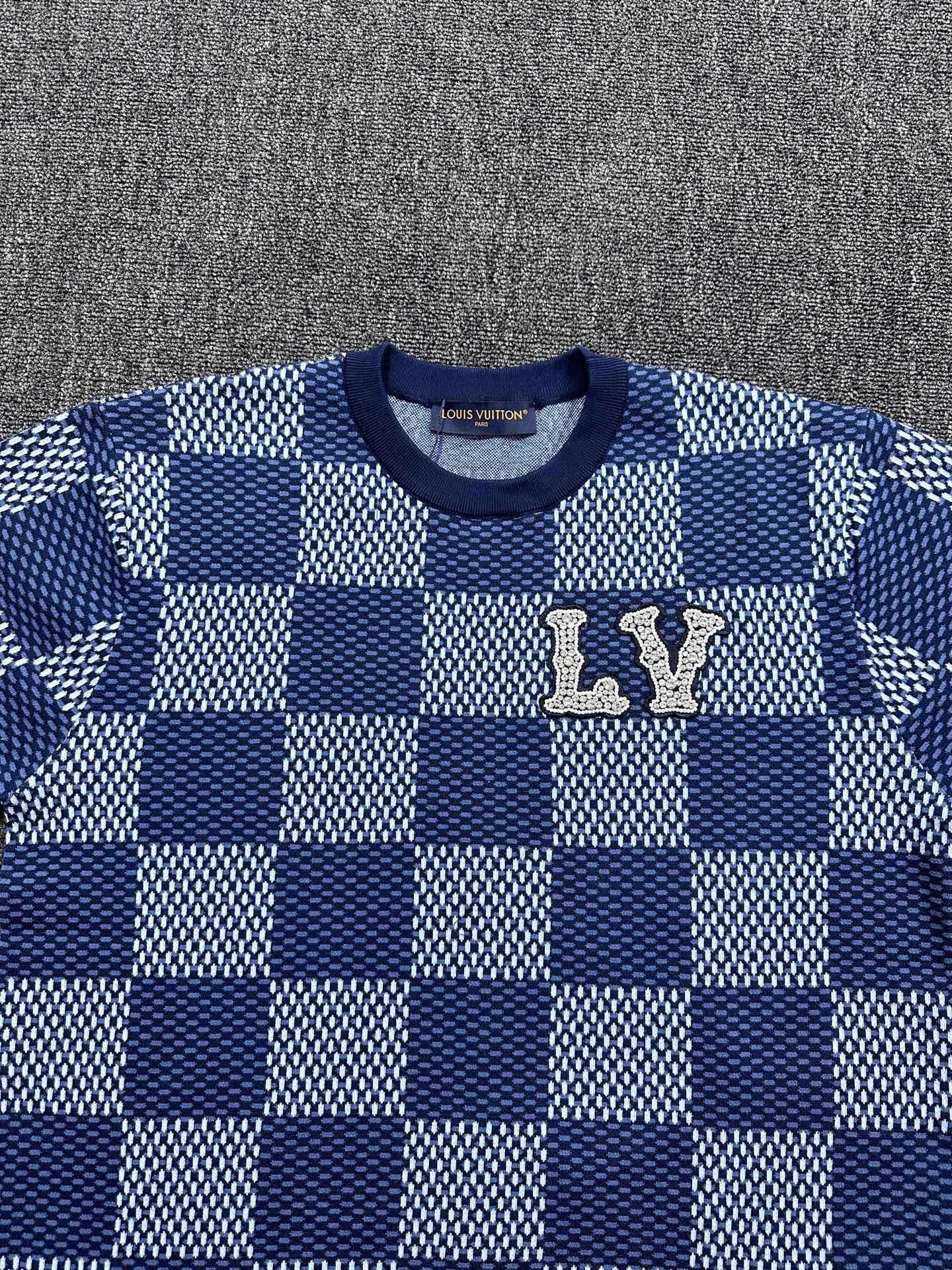 Louis Vuitton Crewneck（1AGHTK）