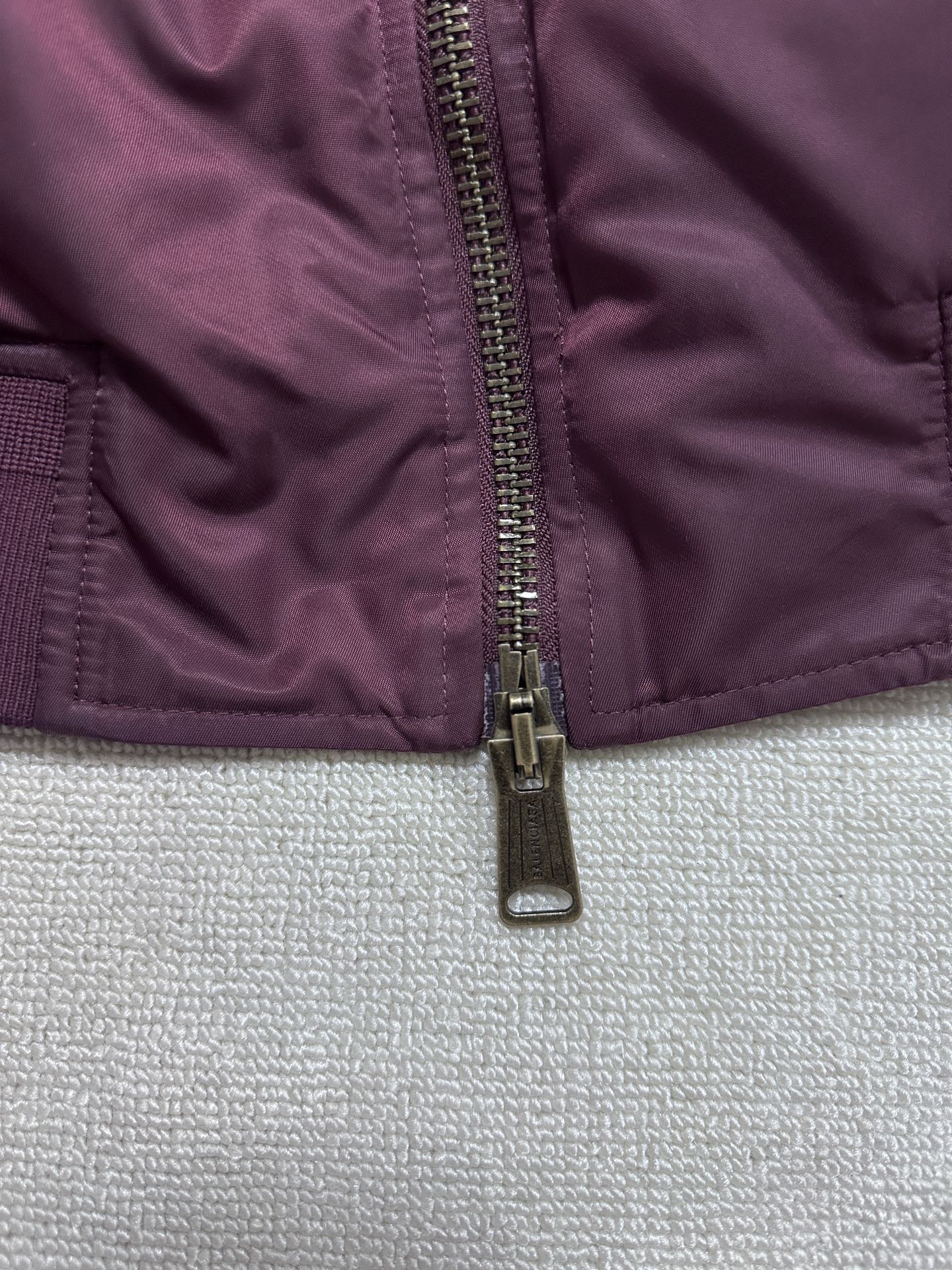 Balenciaga Bomber Jacket Large Fit in Dark Purple （839122TOO045441）