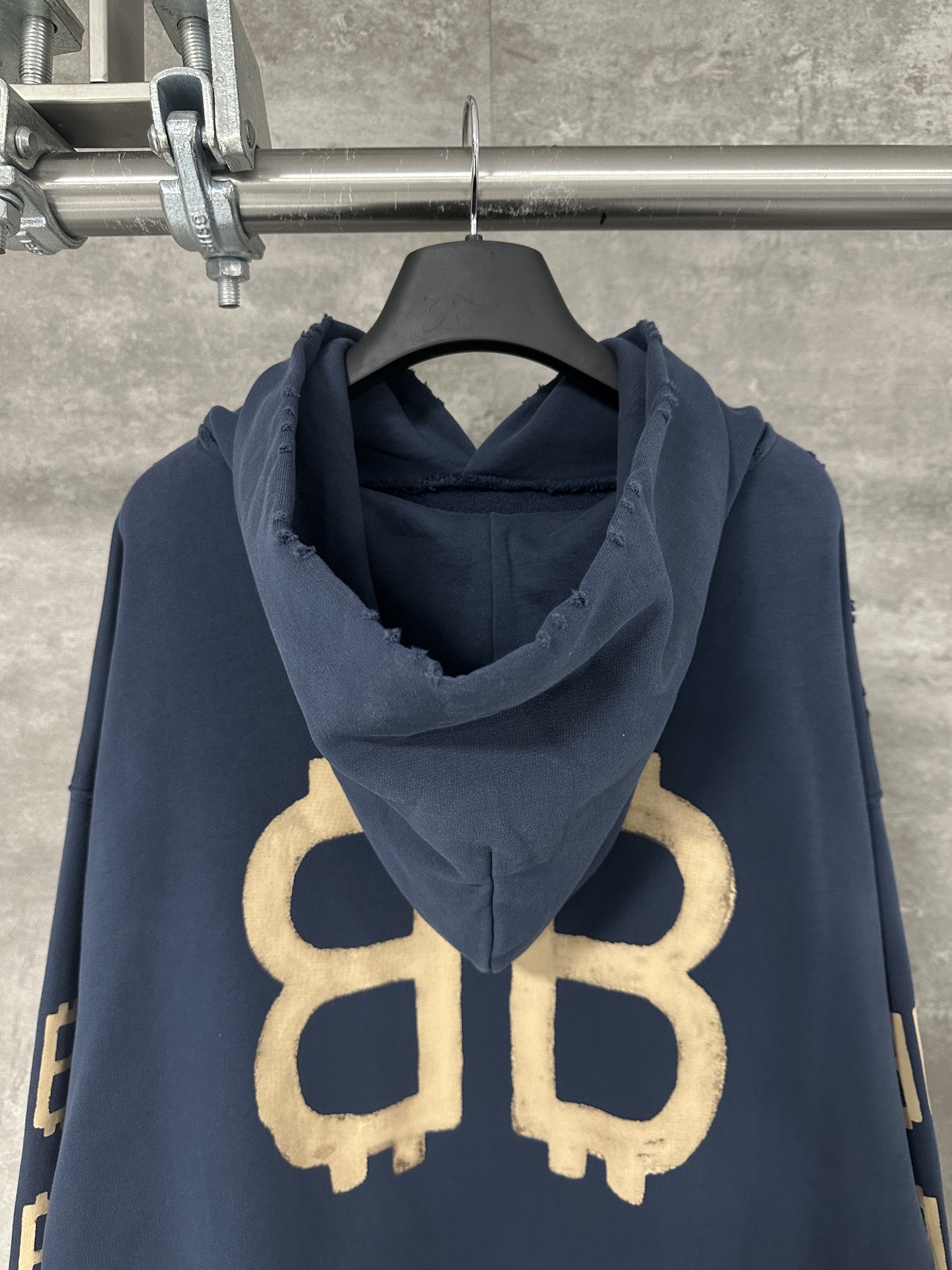 BALENCIAGA Crypto Hoodie Medium Fit(767877TOVU74108）