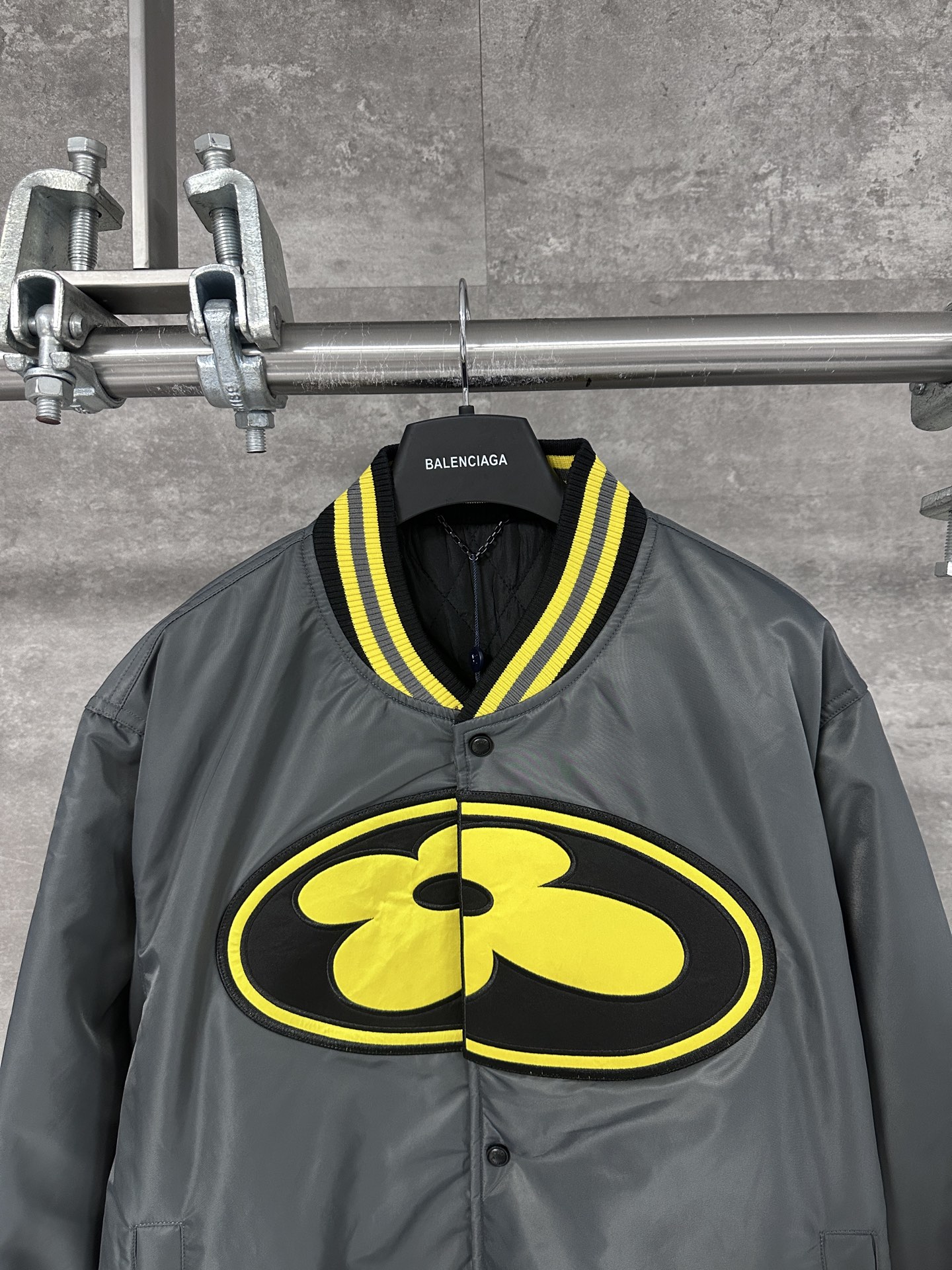 Louis Vuitton Satin Baseball Blouson（1AIMOE）