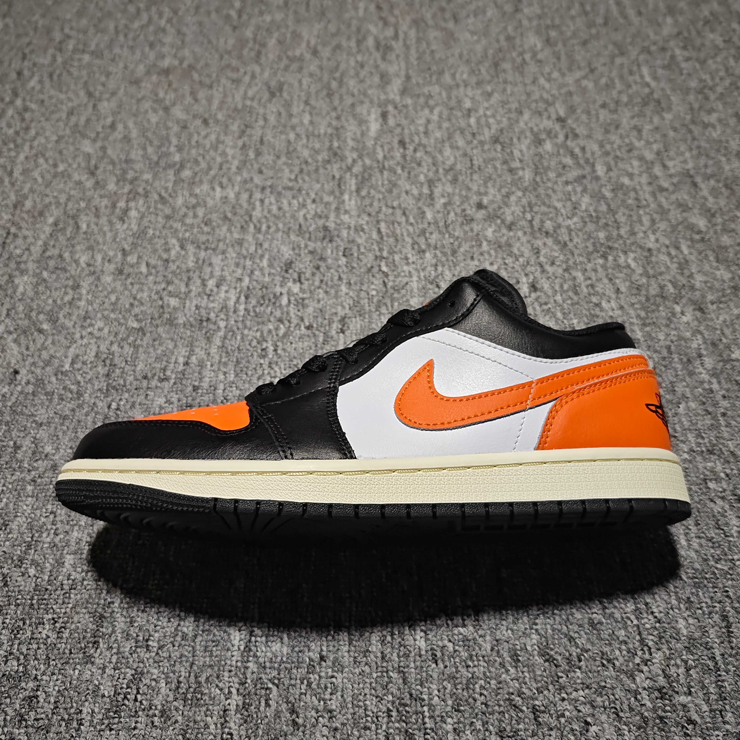 Nike Air Jordan 1 Low "Shattered Backboard" (2025)（553558-081）