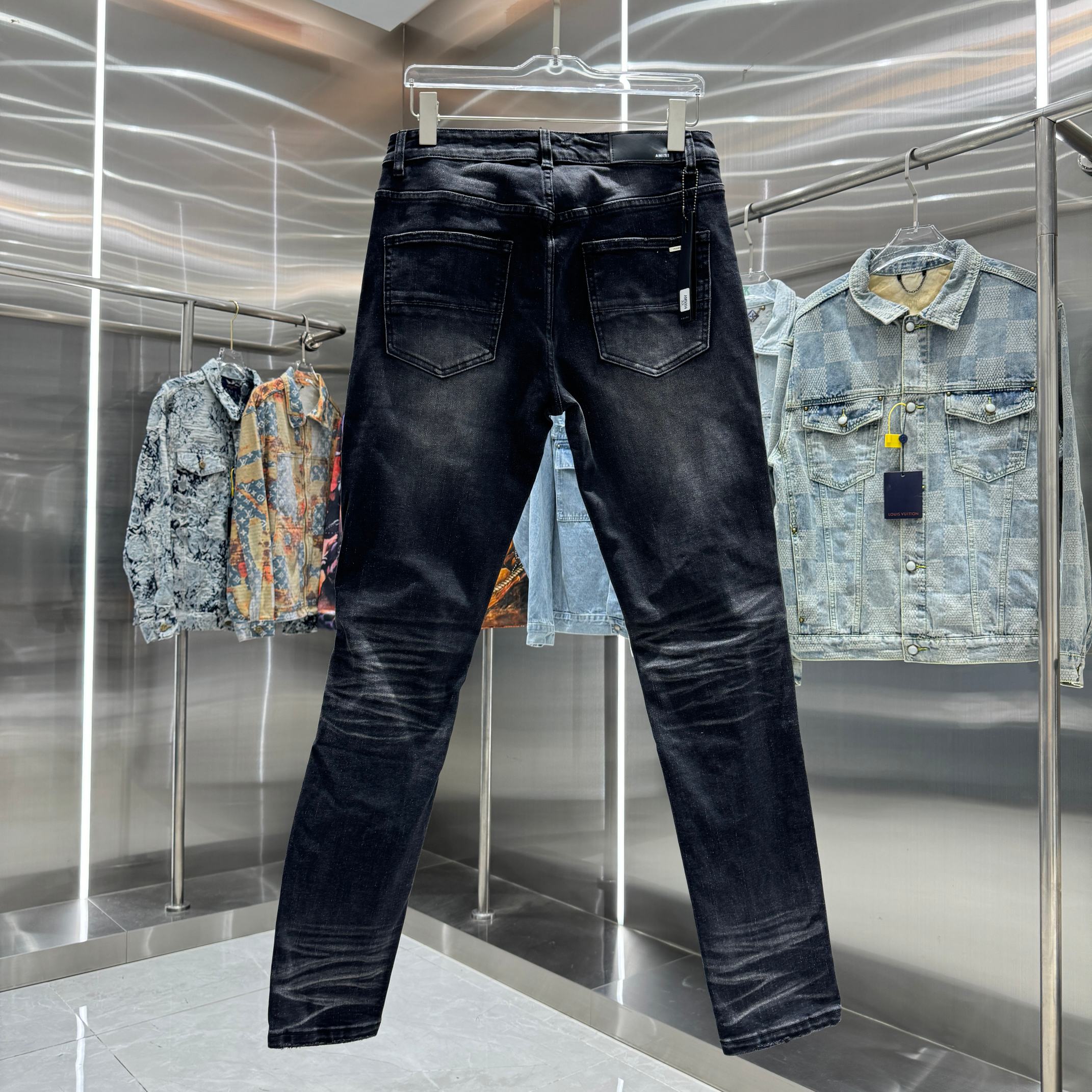 AMIRI ripped jeans (AMDNSY10420-097）