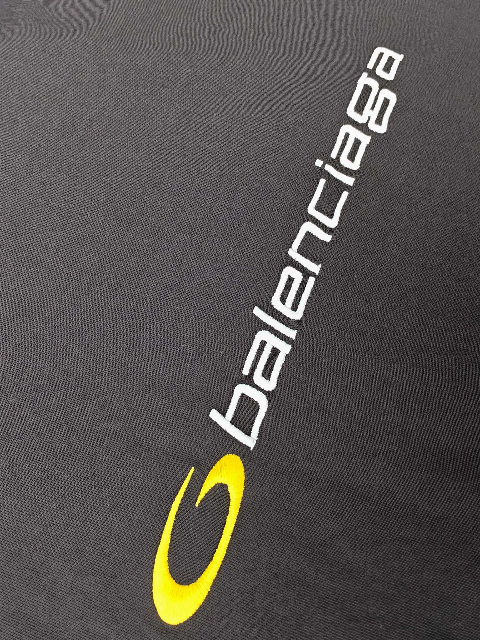 Balenciaga  Oversized T-Shirt（831305TSVD21569）