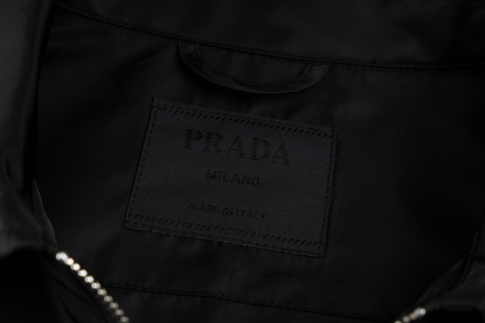 Prada Black Re-nylon Shirt (SC810-16HH-F0002-S-OOO）