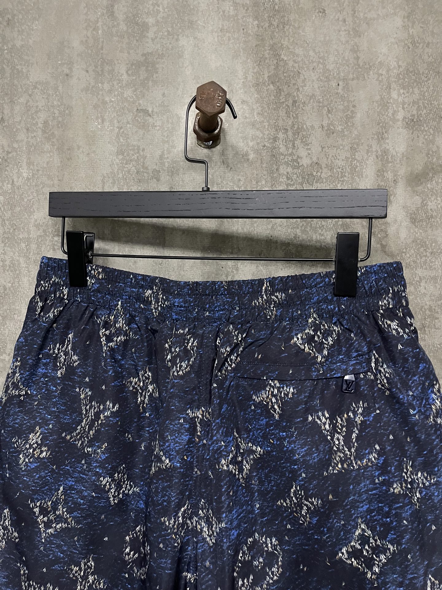 Louis Vuitton Printed Monogram Swim Shorts (1AHVZ9）