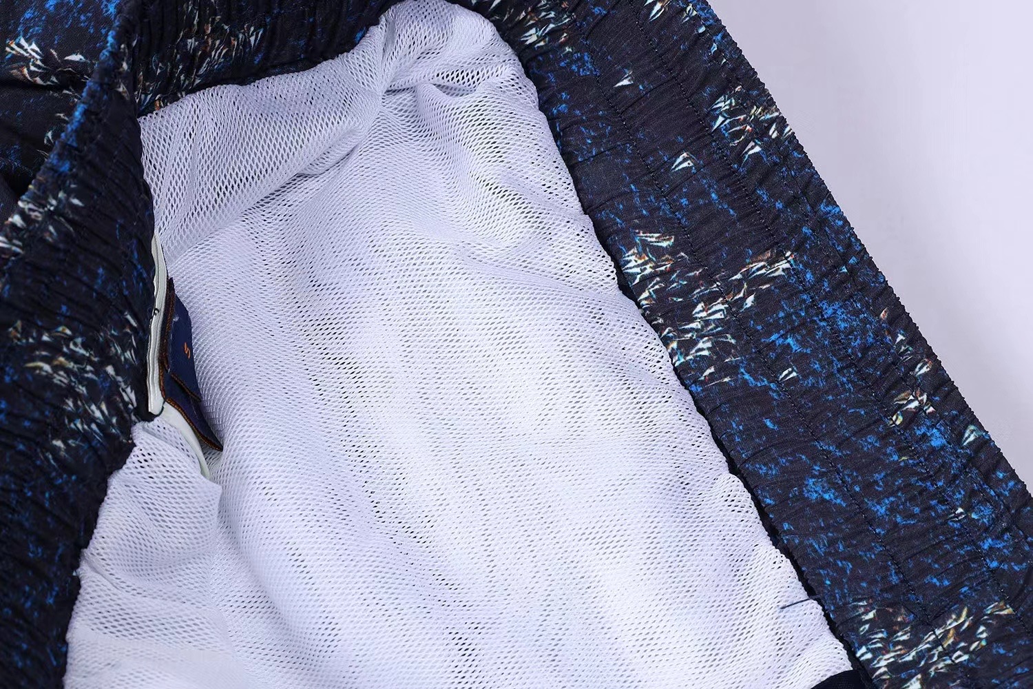 Louis Vuitton Printed Monogram Swim Shorts (1AHVZ9）