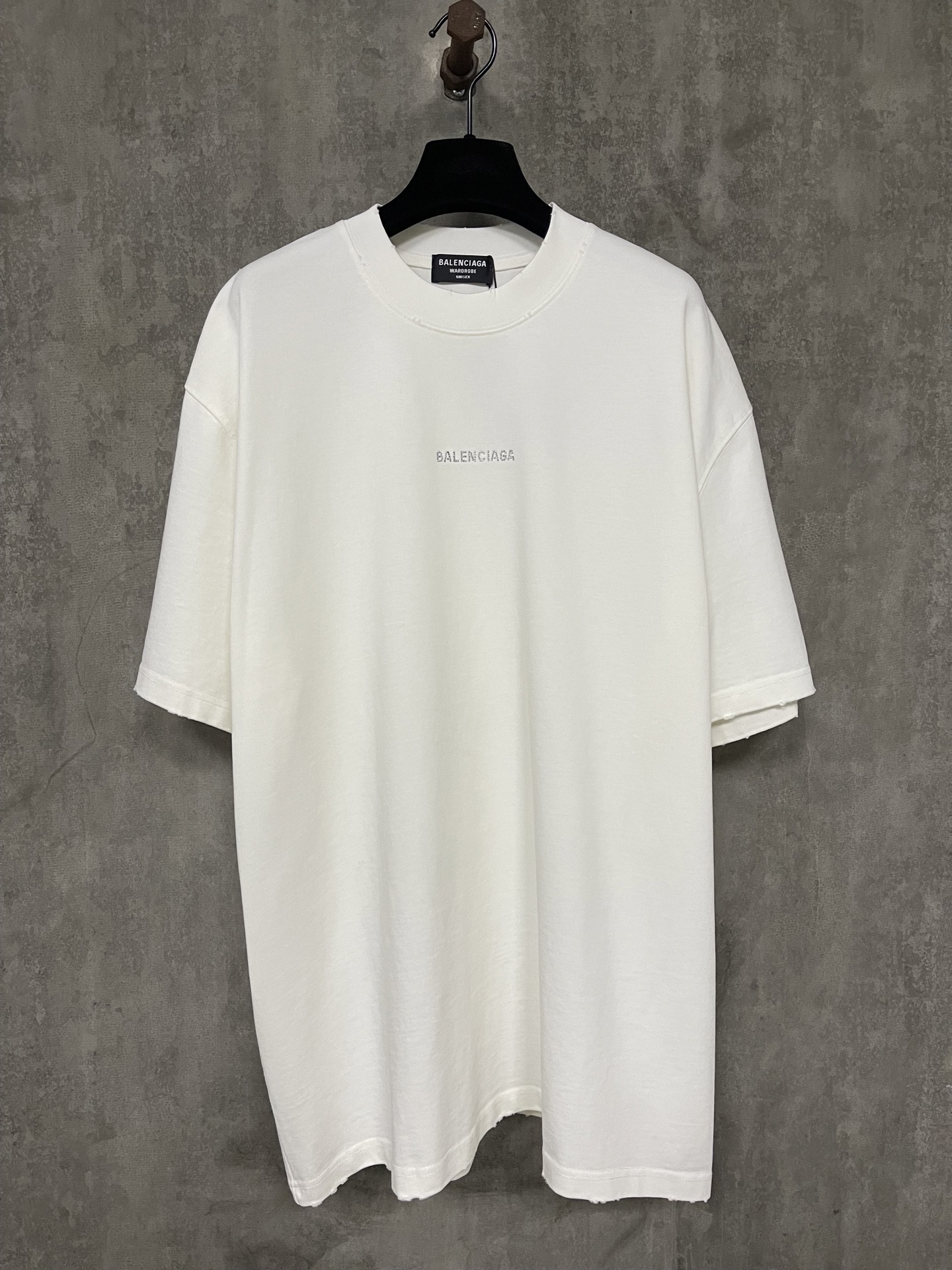 BALENCIAGA BACK T-SHIRT MEDIUM FIT (764235TOVJ61083）