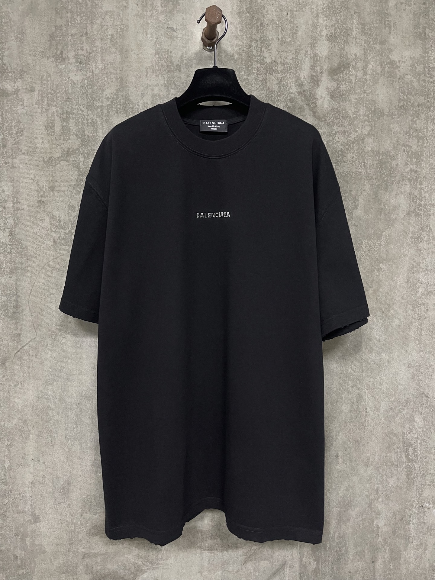 BALENCIAGA BACK T-SHIRT MEDIUM FIT (764235TOVJ61083）