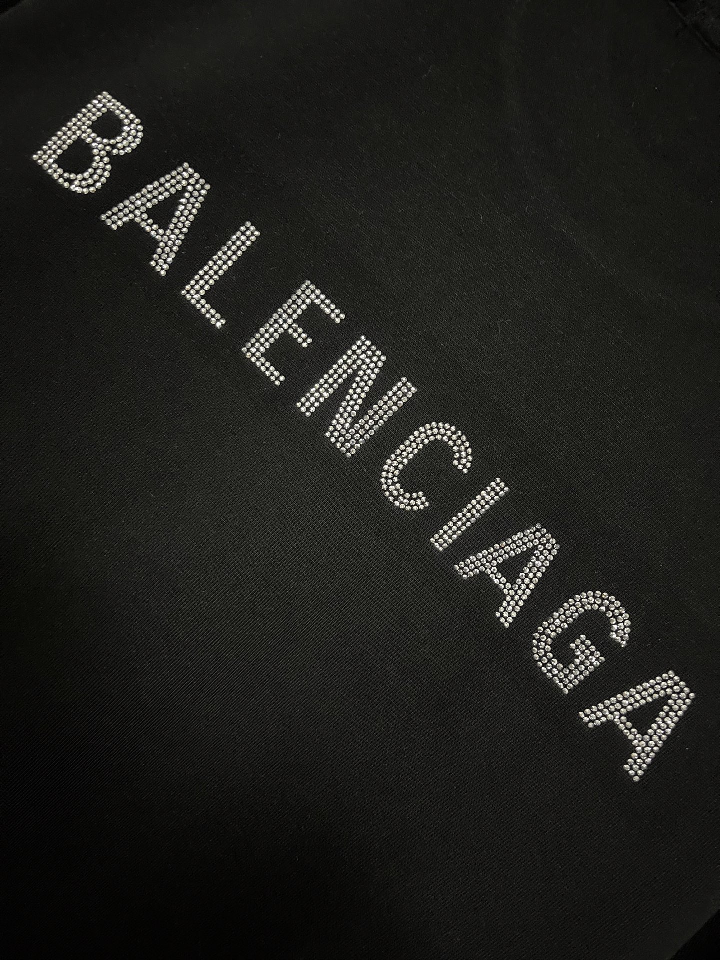BALENCIAGA BACK T-SHIRT MEDIUM FIT (764235TOVJ61083）