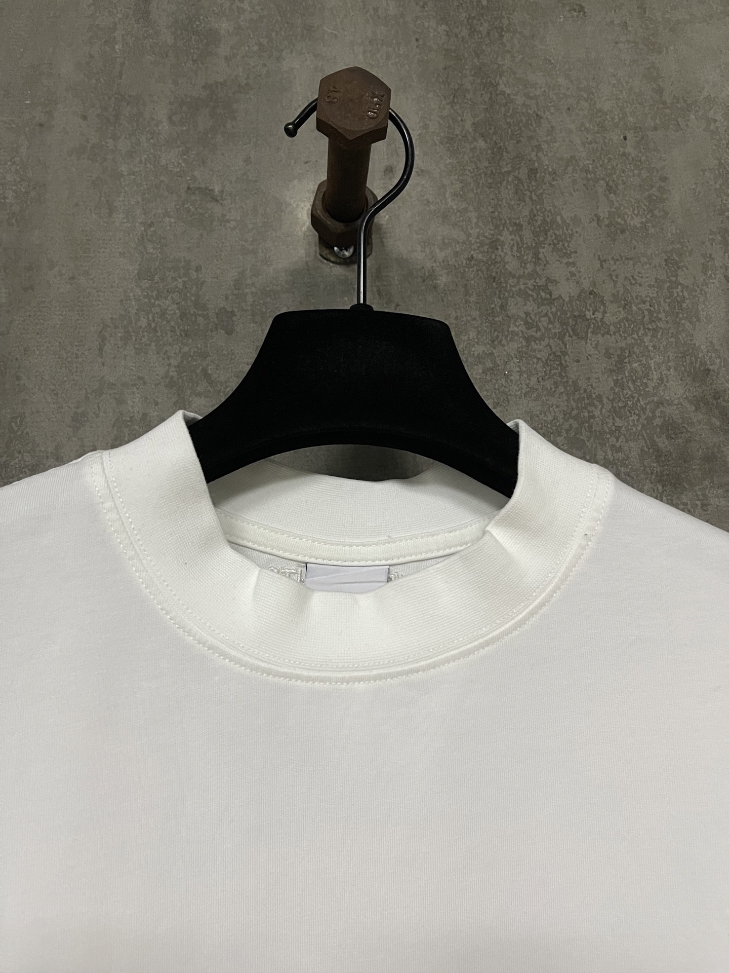 VETEMENTS  LIMITED EDITION LOGO T-SHIRT （UE64TR800W）