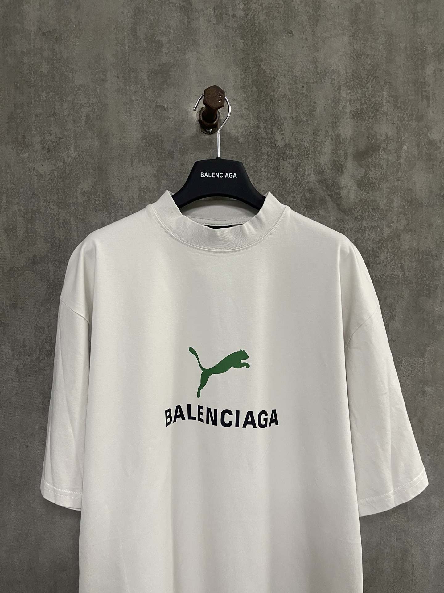Balenciaga | Puma Oversized T-shirt in Heather Black（831305TTVA61041）